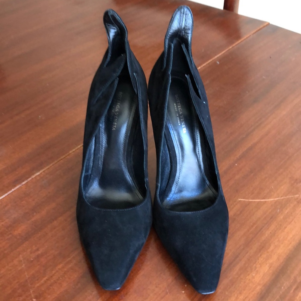 Bottega Veneta black suede flame runway heels - Picture 6 of 12